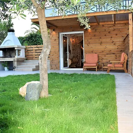 The Flintstones House Daire *