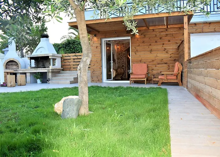 The Flintstones House Daire *