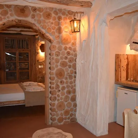 Apartman The Flintstones House Limenária