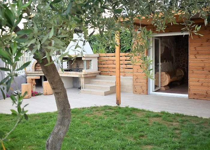 Apartman The Flintstones House *